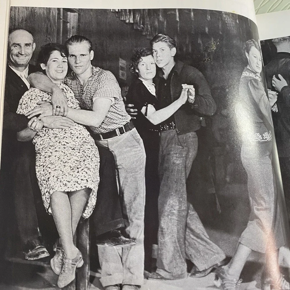 The‎ Best Of Life Magazine Soft Cover Paperback Book 1973